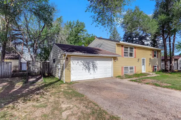4383 Garden TRL, Eagan, MN 55123