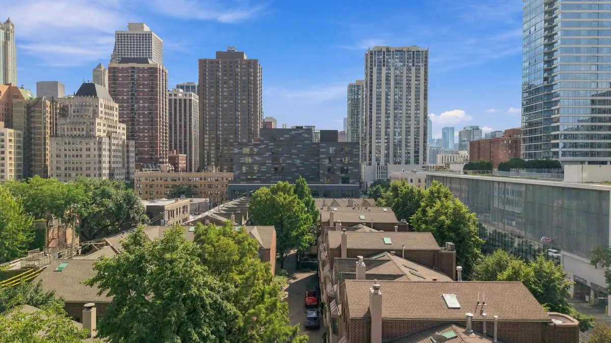 55 W Goethe ST #1232, Chicago, IL 60610