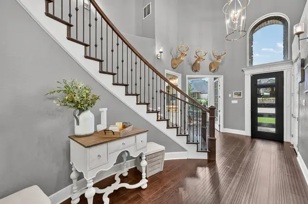 308 Familia Court, Azle, TX 76020