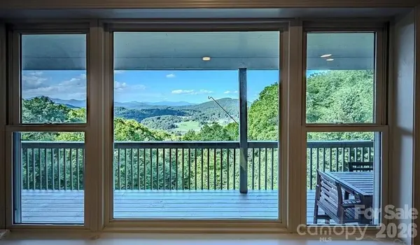 354 Brown Mountain Ridge RD, Blowing Rock, NC 28605