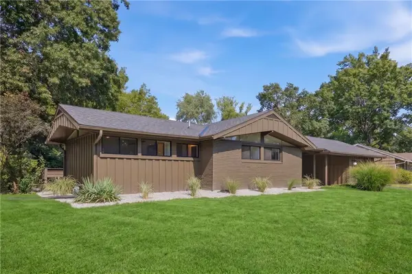 7725 Lamar AVE, Prairie Village, KS 66208