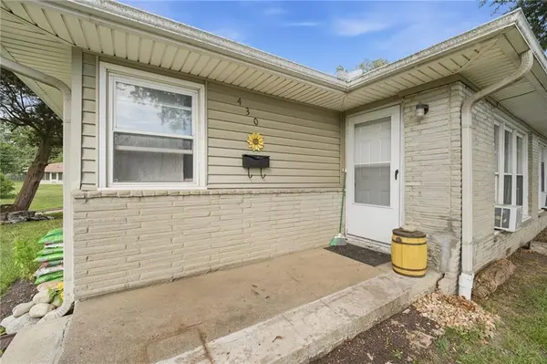 430 and 432 Shawnee ST, Gardner, KS 66030