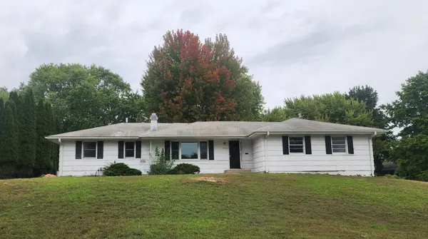 3500 W 89th ST, Bloomington, MN 55431