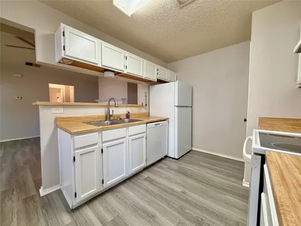 531 Cutty TRL #A, Lakeway, TX 78734