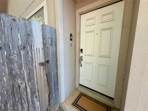 531 Cutty TRL #A, Lakeway, TX 78734