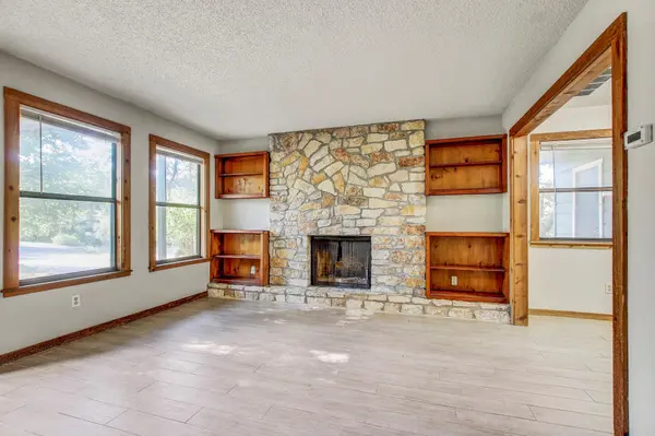 104 S Laurelwood DR #B, Austin, TX 78733