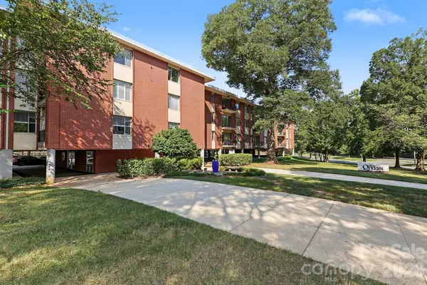 1300 Queens RD #219, Charlotte, NC 28207