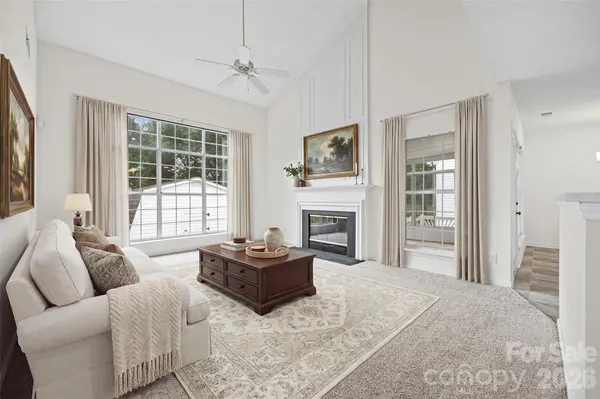 105 Lyman Oak CT, Fort Mill, SC 29715