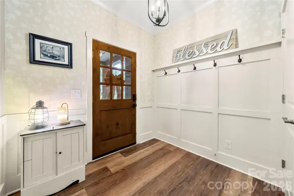 1324 Huntcliff DR, Waxhaw, NC 28173