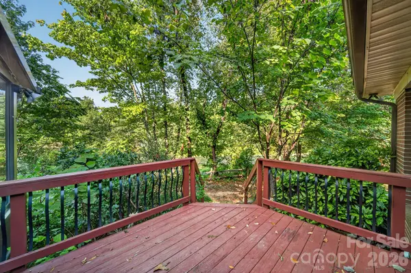 8281 Fairfield Forest RD, Denver, NC 28037