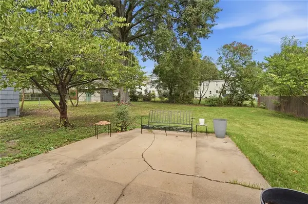 2808 W 51st TER, Westwood, KS 66205