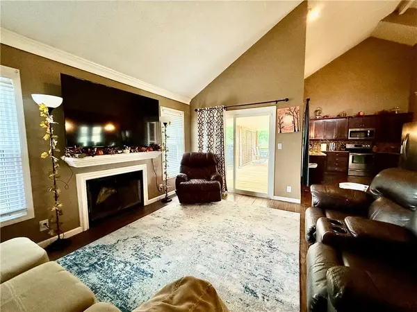 507 Shawn Crest LN, Richmond, MO 64085