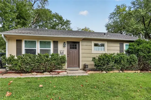 5319 N Woodland AVE, Kansas City, MO 64118