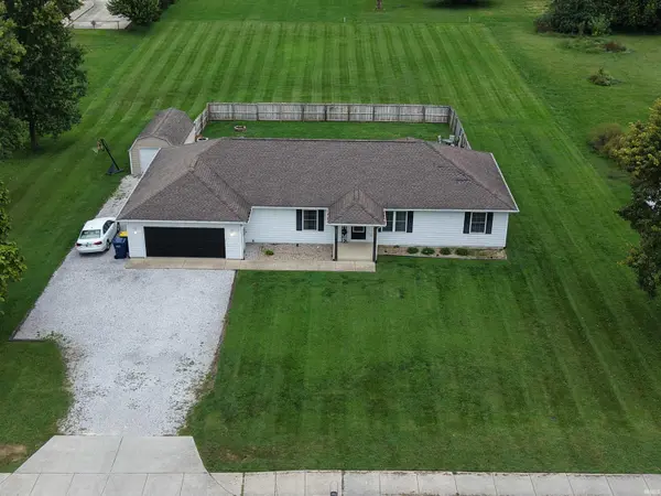 123 South ST, Greencastle, IN 46135