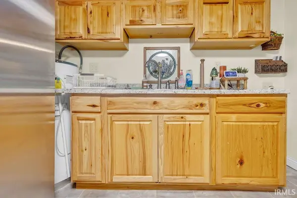445 W Rogers RD, Bloomington, IN 47403