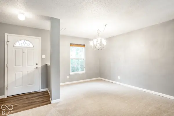 6809 W Dover PL, Mccordsville, IN 46055