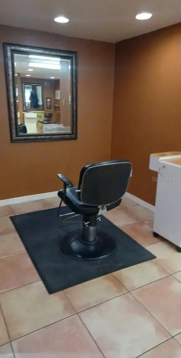 1203 MAYFLOWER DR, Lakeland, FL 33810