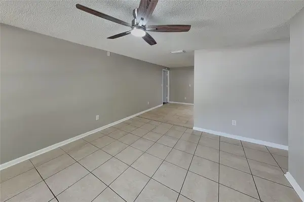 Address not disclosed, Valrico, FL 33594