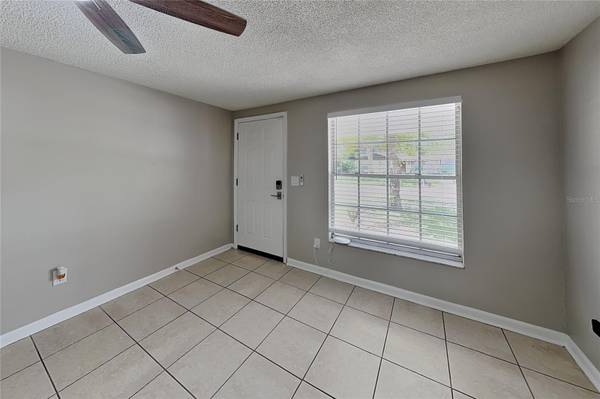 Address not disclosed, Valrico, FL 33594