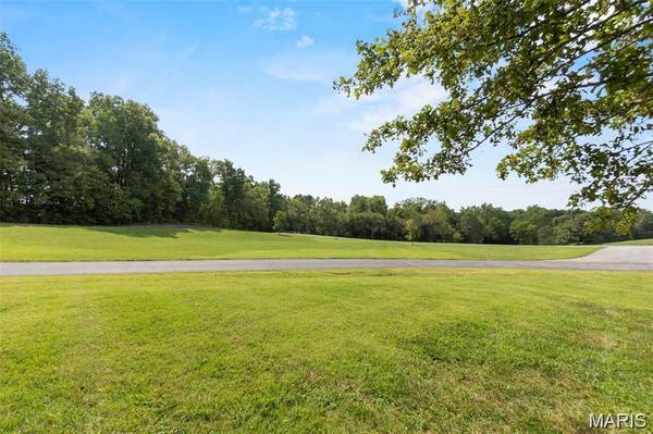 499 Mossy Oak Ridge, Cape Girardeau, MO 63701