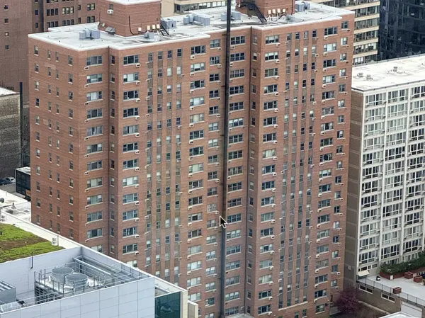 2909 N SHERIDAN RD #409, Chicago, IL 60657