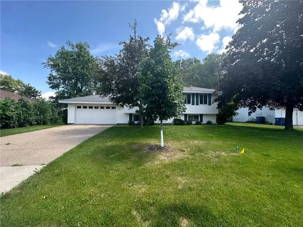244 Stardust BLVD, Circle Pines, MN 55014