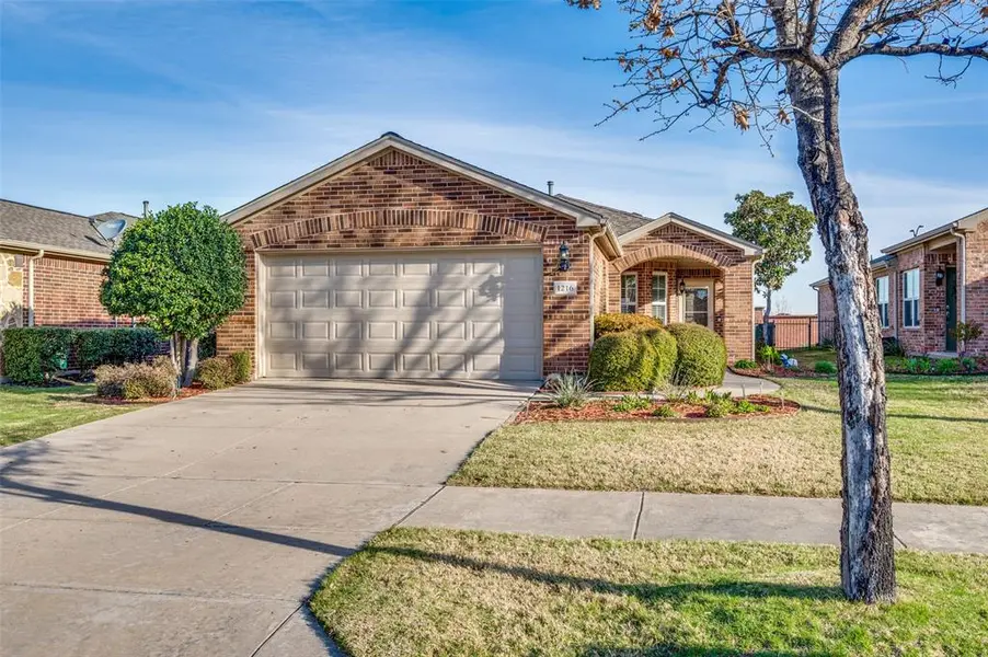 1216 Troon Drive, Frisco, TX 75036