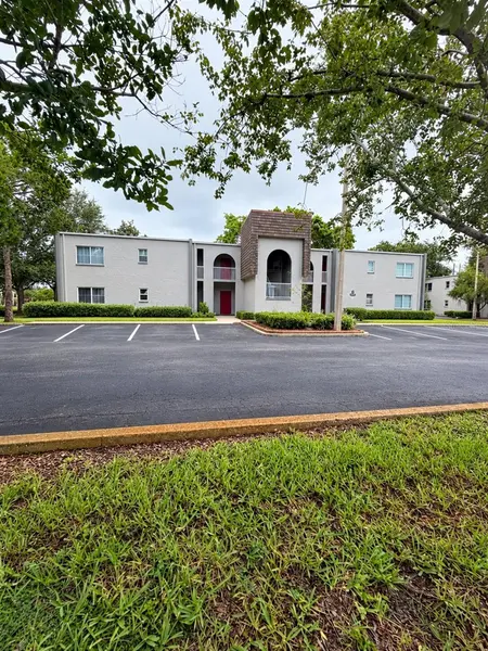 3147 29TH AVE N #203, St Petersburg, FL 33713