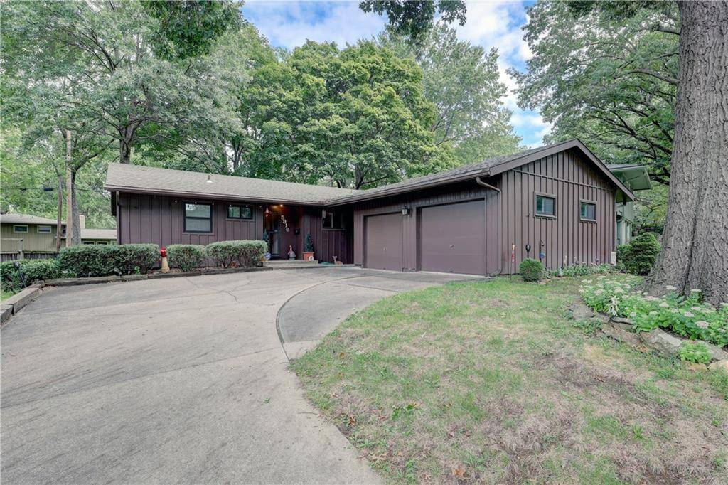5916 W 78TH ST, Prairie Village, KS 66208