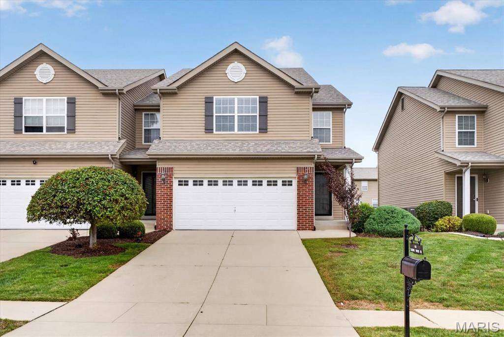 863 Harbor Woods DR, Fairview Heights, IL 62208