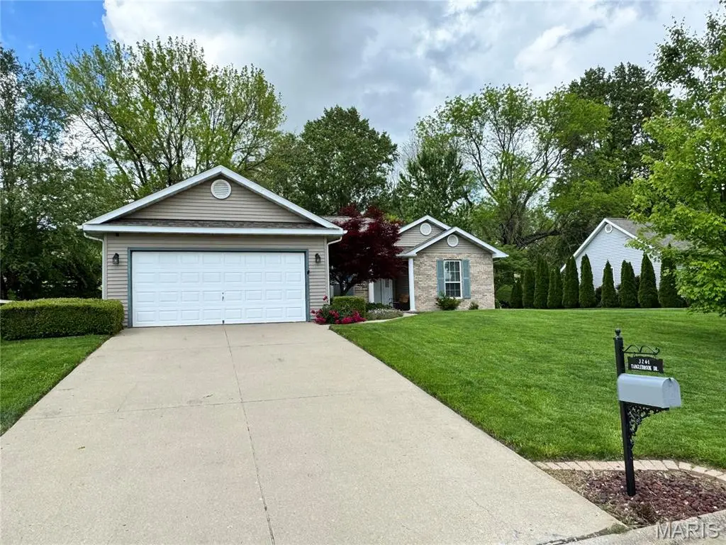3241 TANGLEBROOK DR, Belleville, IL 62221