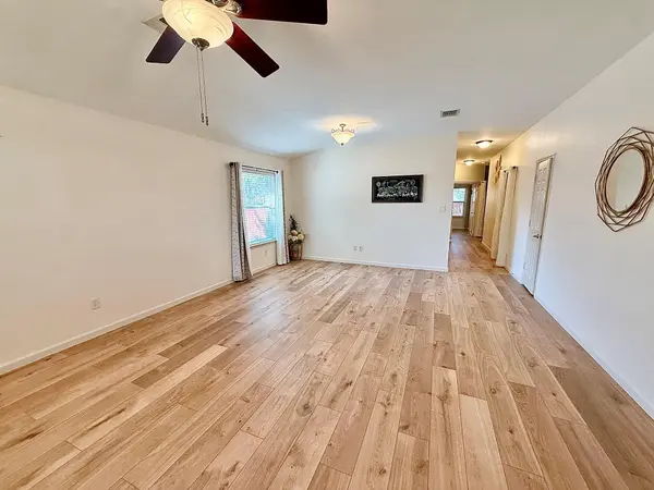 3230 Arroyo Bluff LN, Round Rock, TX 78681