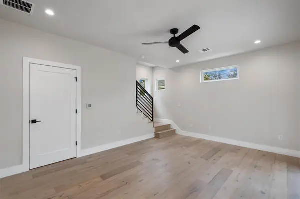 5200 Grover Ave, Austin, TX 78756