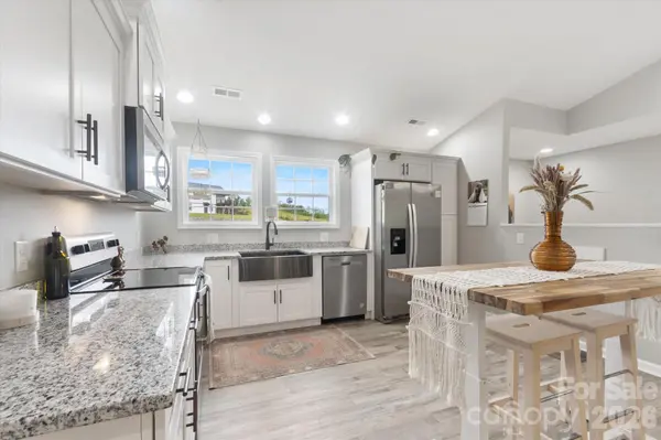 62 Mountain Springs DR, Nebo, NC 28761