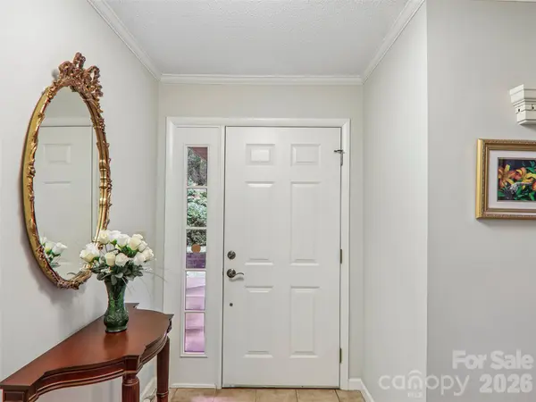 126 Brandon RD, Hendersonville, NC 28739