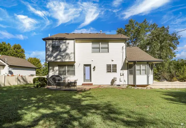 3453 Gary AVE, Manhattan, KS 66503