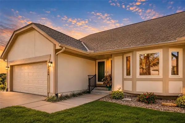 12200 E 89th ST, Kansas City, MO 64138