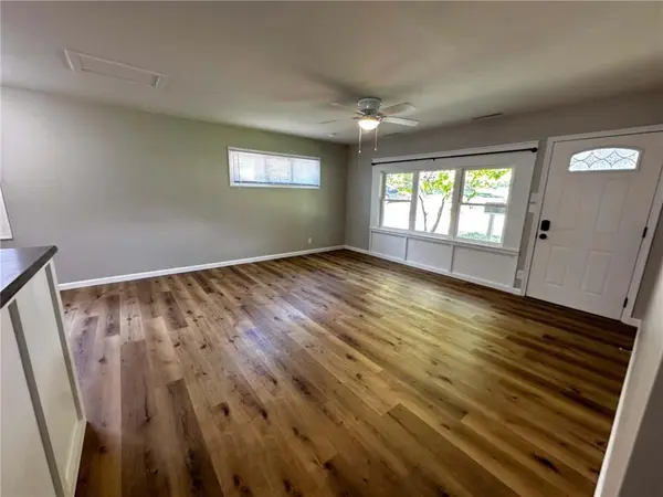 3416 Jackson ST, St Joseph, MO 64507