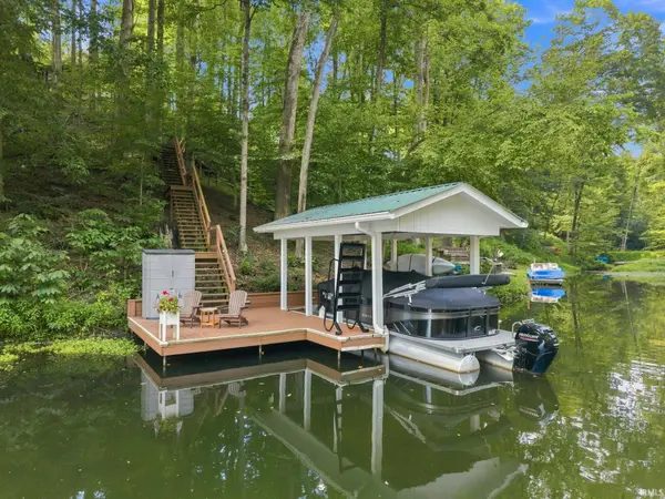 8031 Center Lake RD, Nineveh, IN 46164