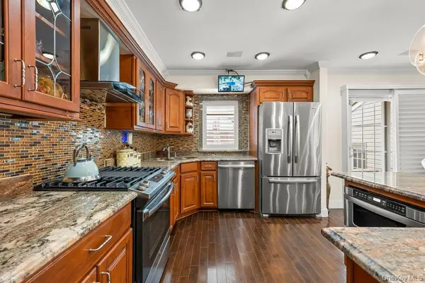 477 Roy ST, West Hempstead, NY 11552