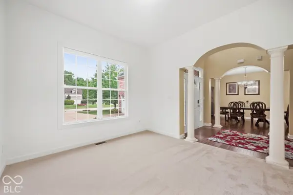 7545 Abundance LN, Avon, IN 46123