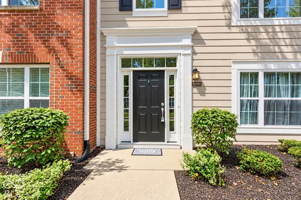 8260 Jo Ellen DR, Fishers, IN 46038