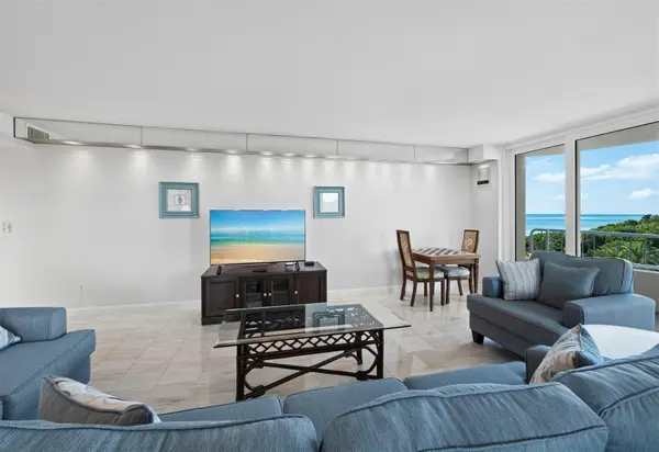 775 LONGBOAT CLUB RD #405, Longboat Key, FL 34228