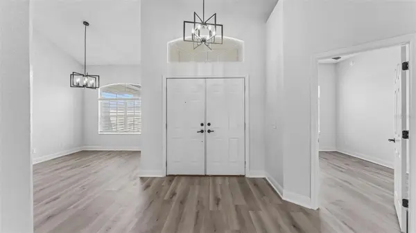 6604 WINTERSET GARDENS RD, Winter Haven, FL 33884