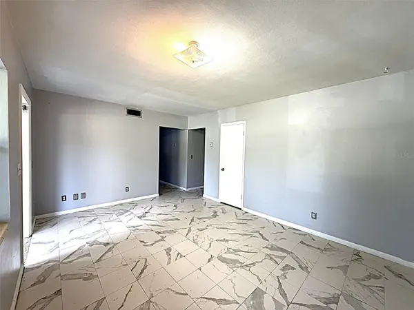 105 HILL CIR, Lake Wales, FL 33859