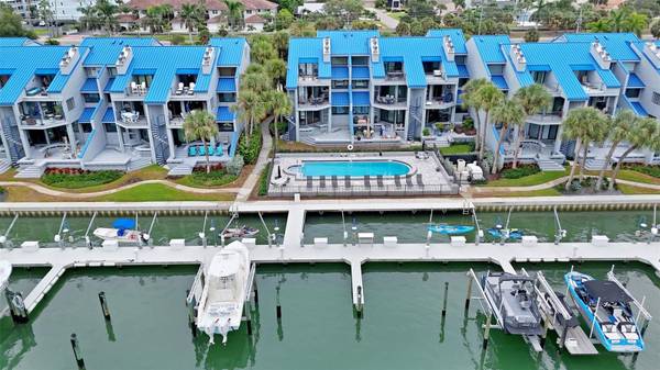 910 PINELLAS BAYWAY S #107, Tierra Verde, FL 33715