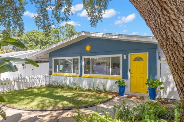 613 CEDARWOOD ST N, St Petersburg, FL 33703