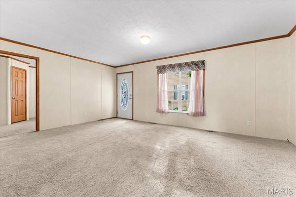 6 E Birch ST, New Baden, IL 62265