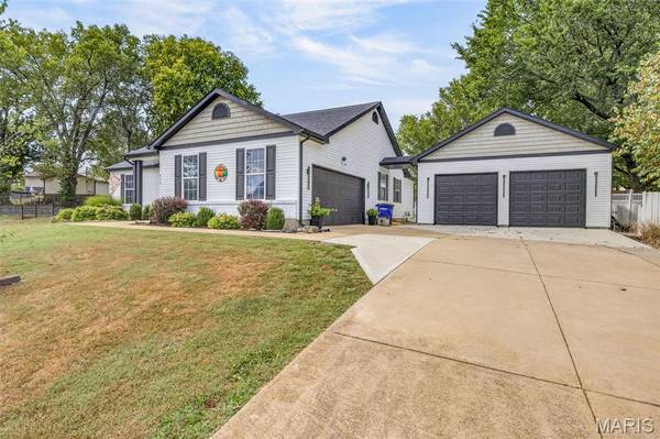 439 Ridgeview DR, Desloge, MO 63601