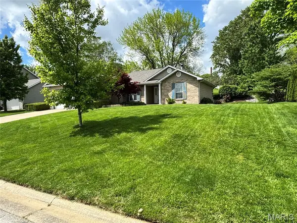 3241 TANGLEBROOK DR, Belleville, IL 62221